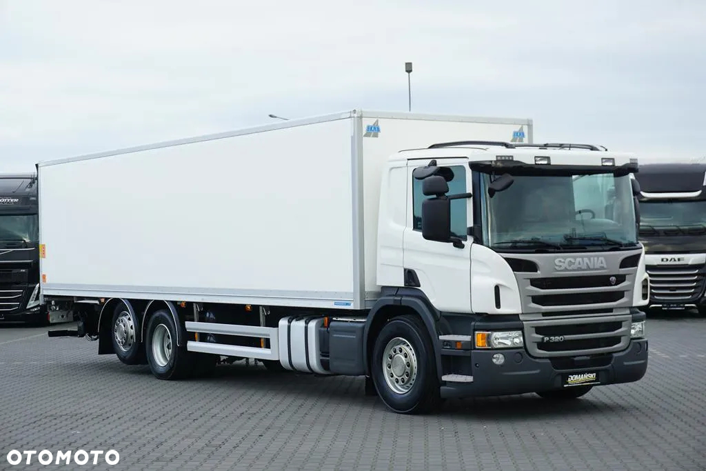 Scania P 320 / EURO 6 / KONTENER + WINDA / 22 PALETY / OŚ SKRĘTNA - 2