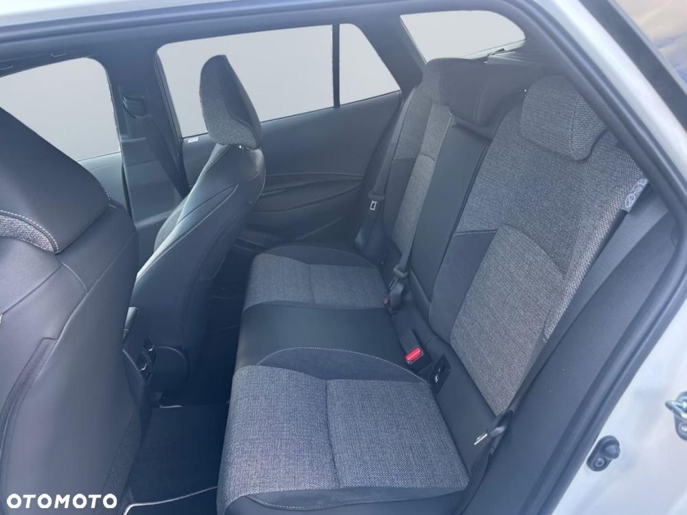 Toyota Corolla - 15