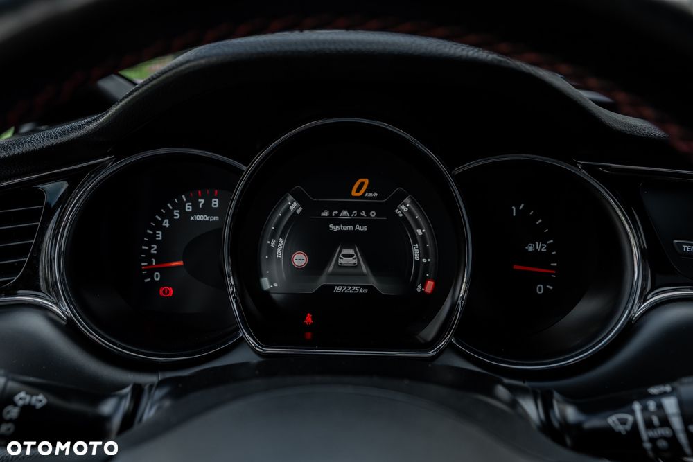 Kia Ceed 1.6 T-GDI GT - 29