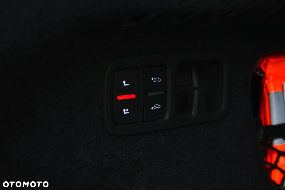 Audi SQ8 2025