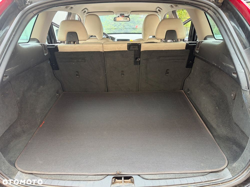 Volvo XC 60 D4 AWD Ocean Race - 11