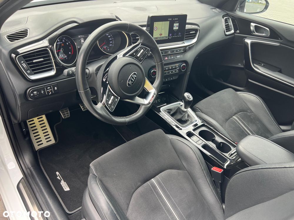 Kia Ceed 1.4 T-GDI OPF GT Line - 12