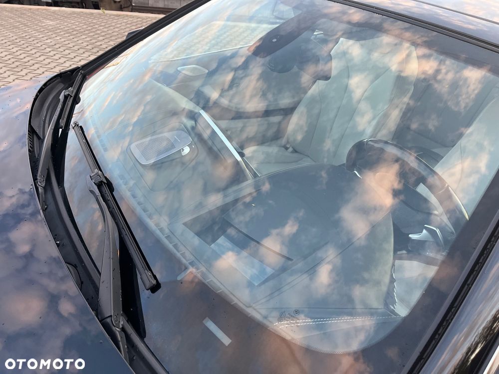 BMW Seria 6 650i - 18