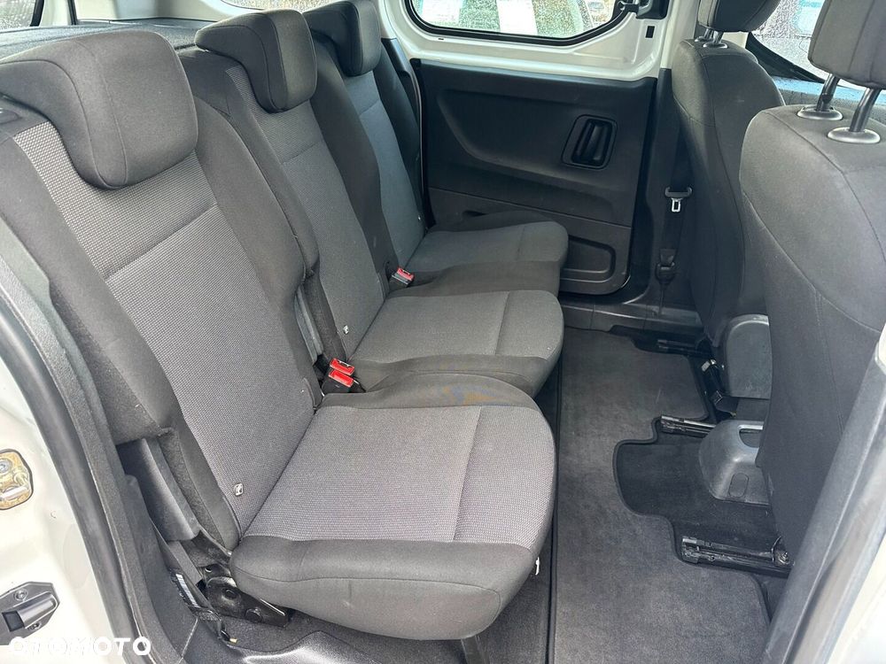 Toyota Proace City Verso 1.5 D-4D Combi - 15