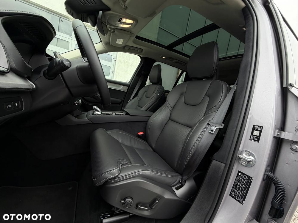 Volvo XC 90 - 28