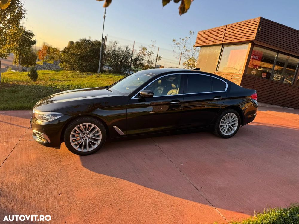 BMW Seria 5 520d Efficient Dynamics Edition Aut. Luxury Line - 4