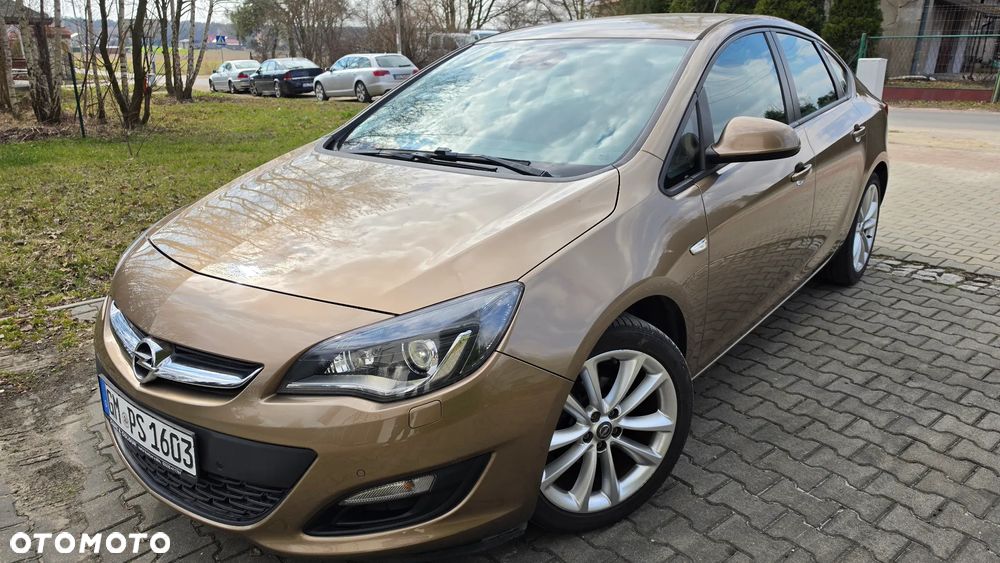 Opel Astra - 2