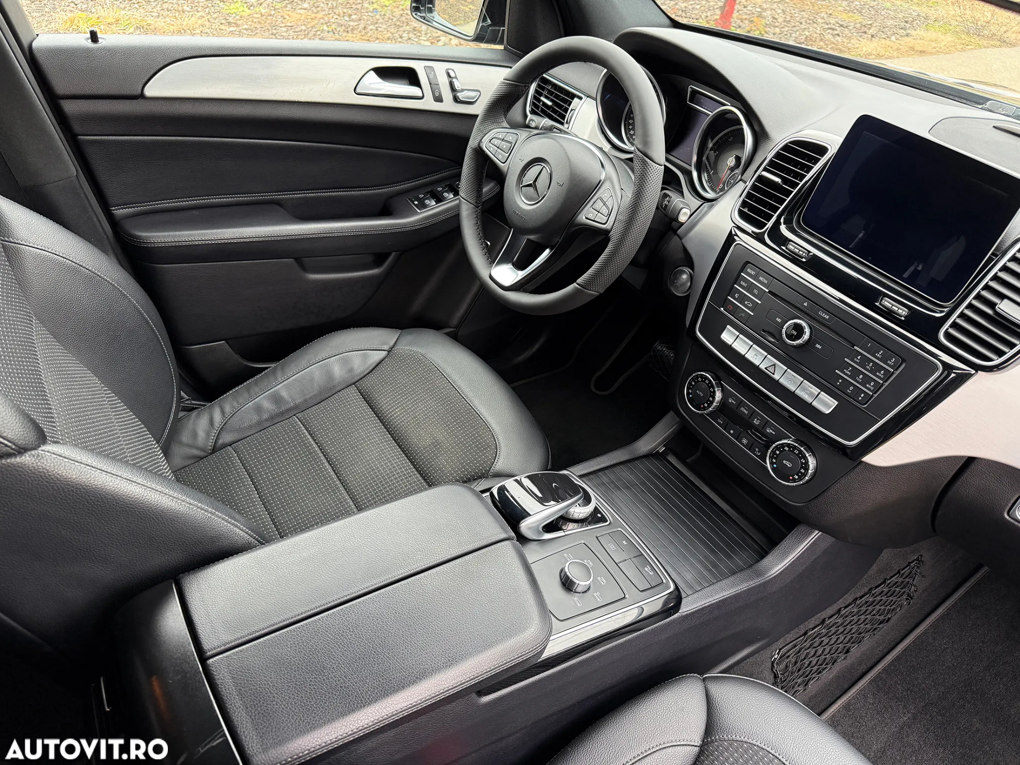 Mercedes-Benz GLE 250 d 4Matic 9G-TRONIC - 26