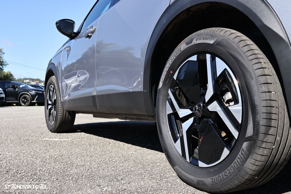 Peugeot 2008 1.2 Hybrid Allure e-DCS6 - 5