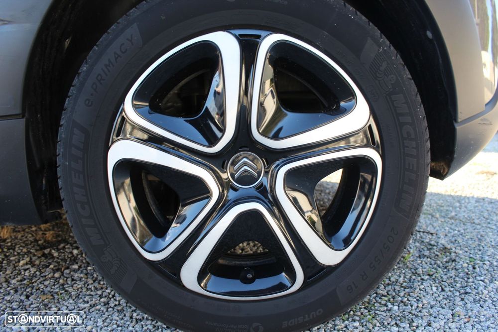 Citroën C3 1.2 PureTech Plus - 18