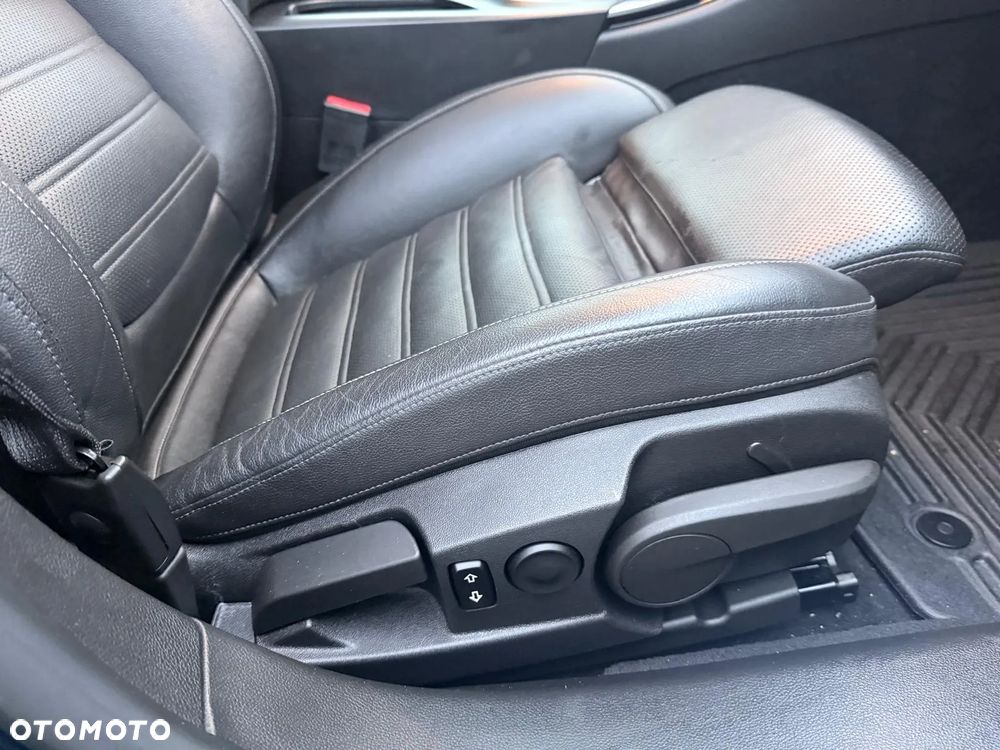 Opel Insignia 2.0 CDTI ecoFLEX Start/Stop Business Innovation - 15