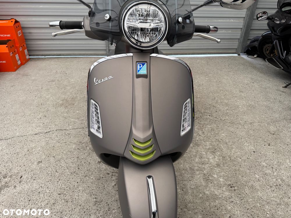 Vespa GTS - 14