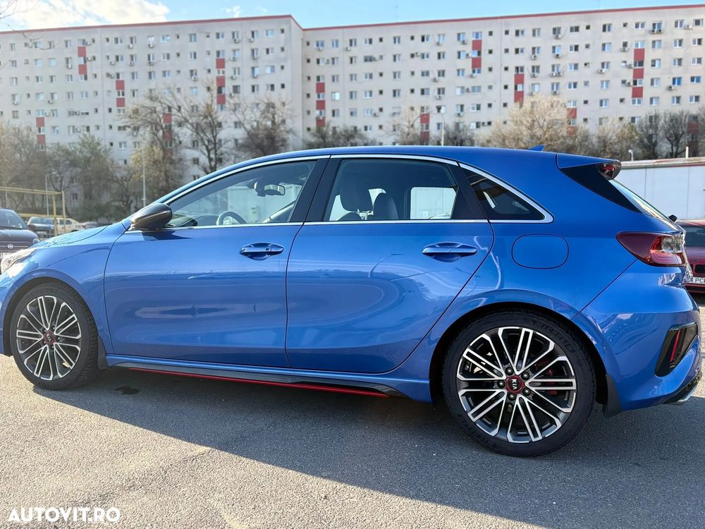 Kia Ceed 1.6 T-GDI 7DCT GT - 11