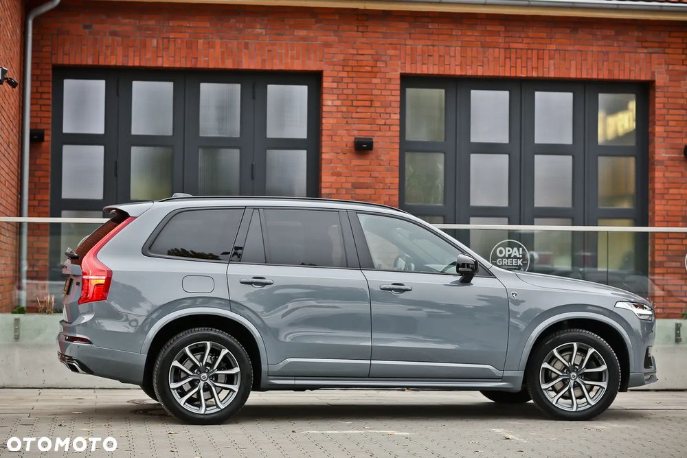Volvo XC 90 B5 D AWD R-Design 7os - 17