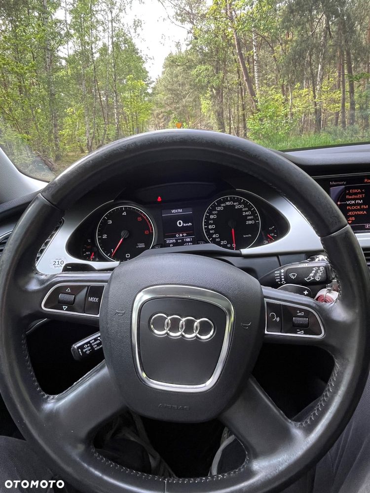 Audi A4 Avant 2.0 TDI DPF multitronic Attraction - 23