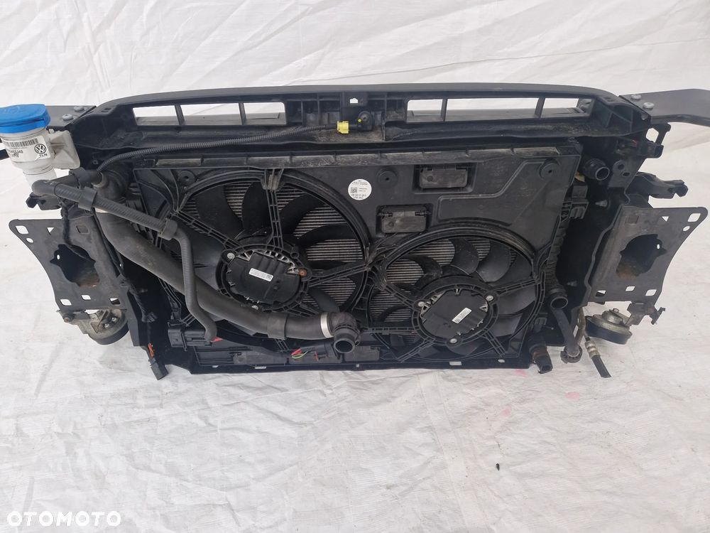 VW Passat B8 2,0bi-tdi Pas przedni chłodnice komplet - 4