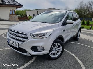 Ford Kuga 1.5 TDCi 2x4 Titanium