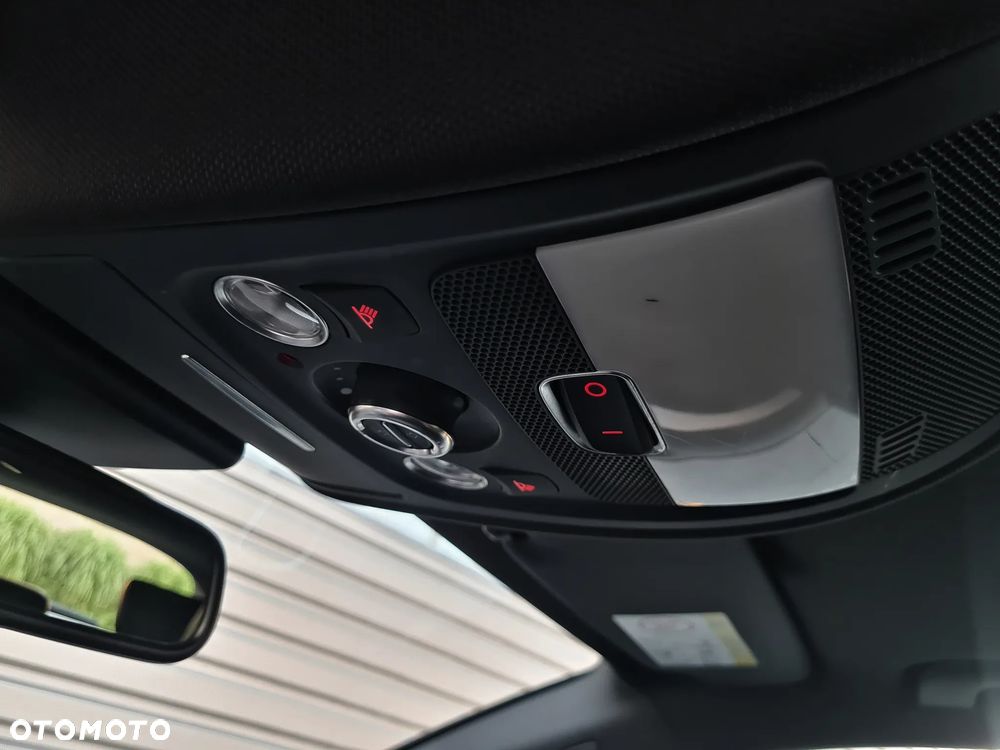 Audi A4 Avant - 25