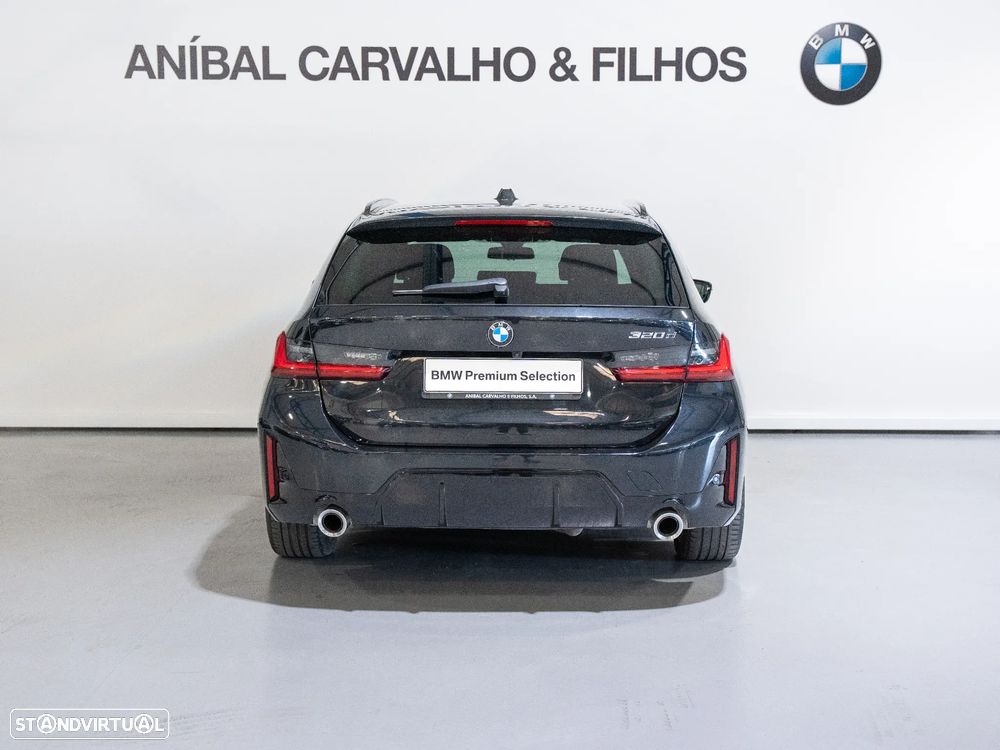 BMW 320 d Pack Desportivo M Auto - 29