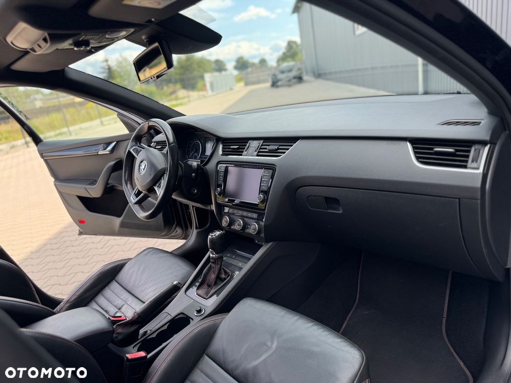 Skoda Octavia 2.0 TDI RS DSG - 19