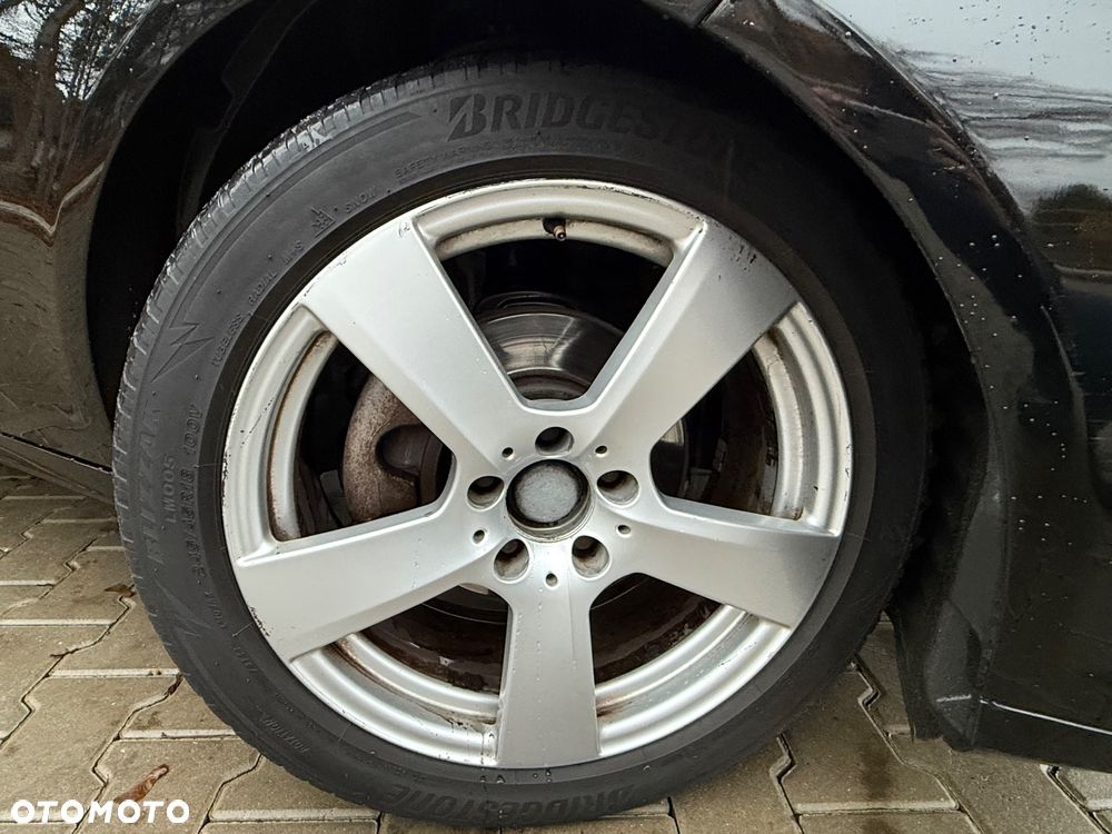 Mercedes-Benz Klasa E 200 CDI DPF BlueEFFICIENCY Automatik Avantgarde - 9