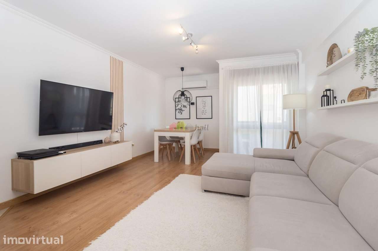 Apartamento T2 Remodelado com Arrecadação na Vila Verde em Alhos Vedro - Grande imagem: 5/33