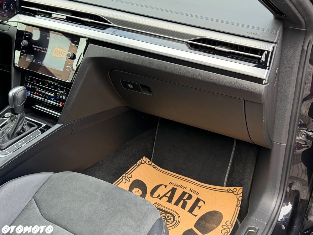Volkswagen Arteon Shooting Brake 2.0 TDI SCR DSG Elegance - 32