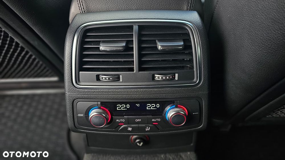 Audi A6 Avant 2.0 TDI Ultra DPF S tronic - 13