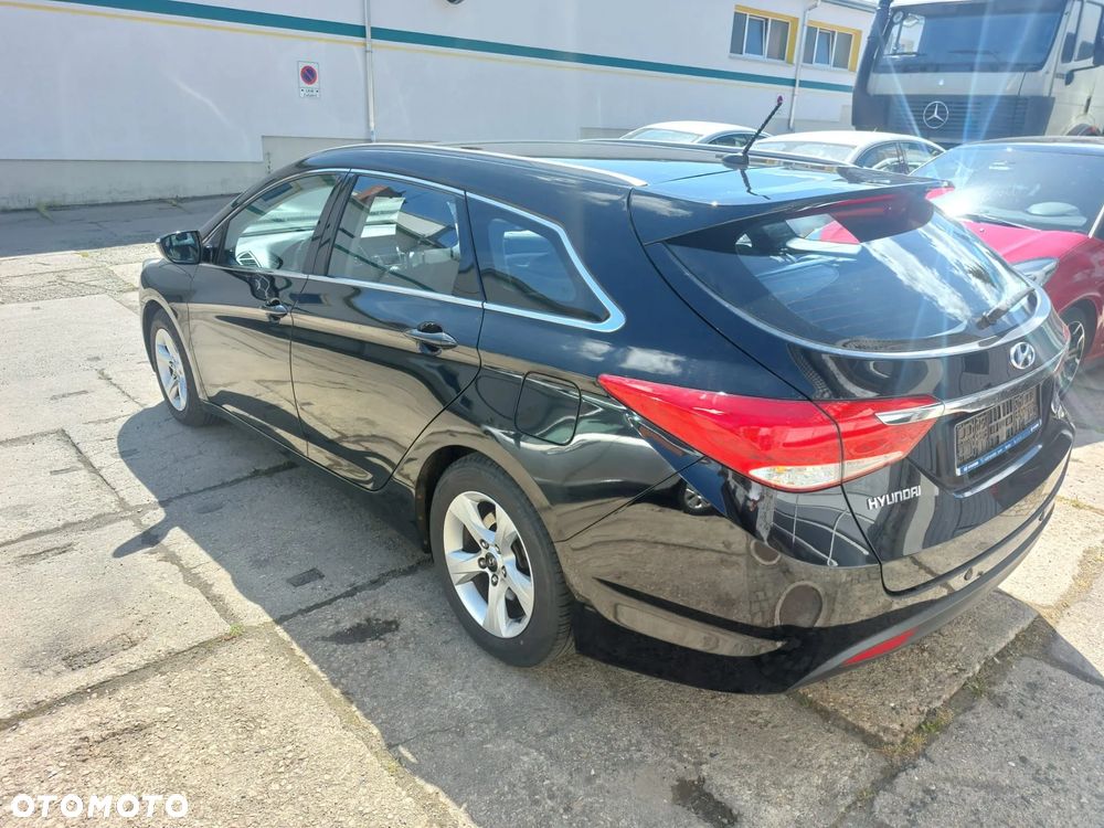 Hyundai i40 i40cw 1.7 CRDi 5 Star Edition - 4
