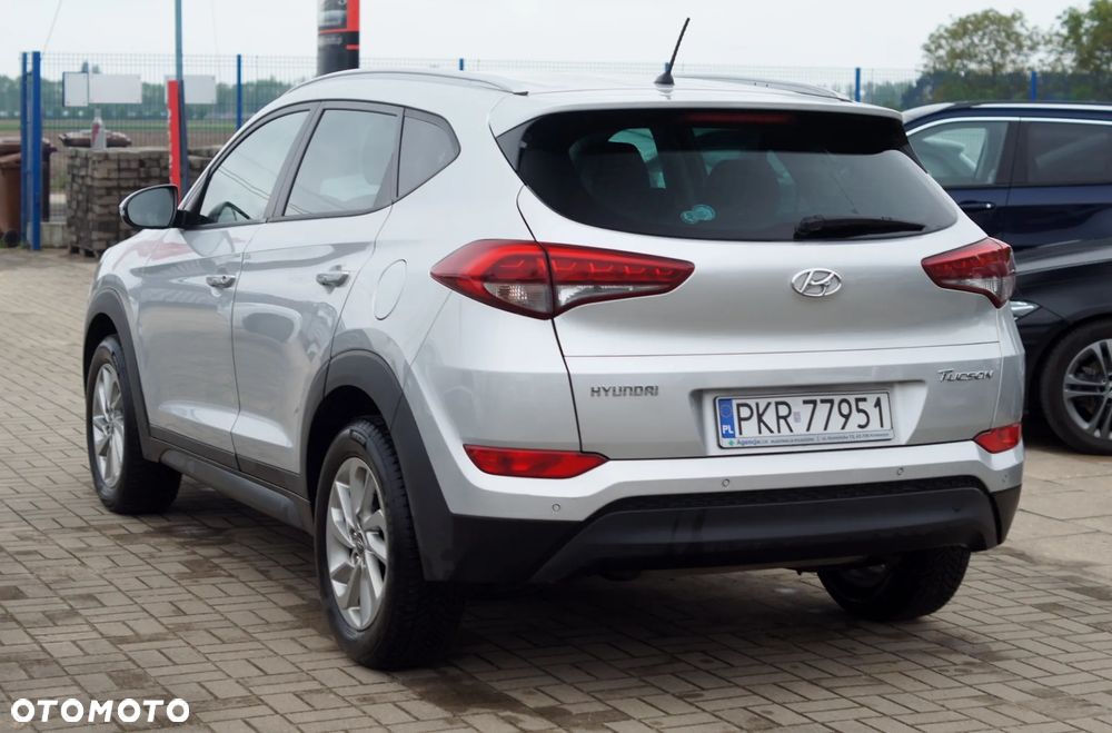 Hyundai Tucson 1.7 CRDI BlueDrive Comfort 2WD - 6