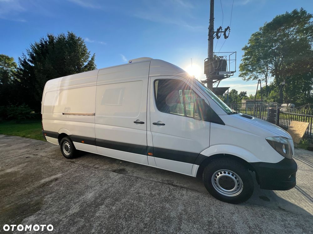 Mercedes-Benz Sprinter - 9
