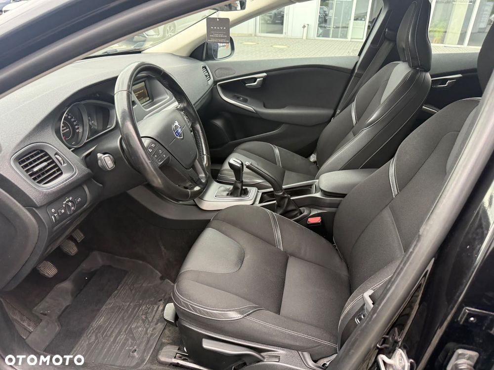 Volvo V40 - 10