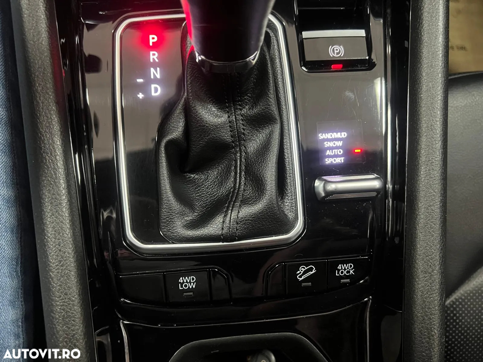 Jeep Compass 1.3 T4 4xe PLUG-IN HYBRID Automatik S - 31