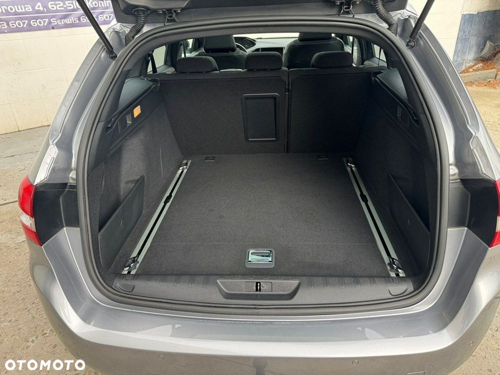 Peugeot 308 - 22