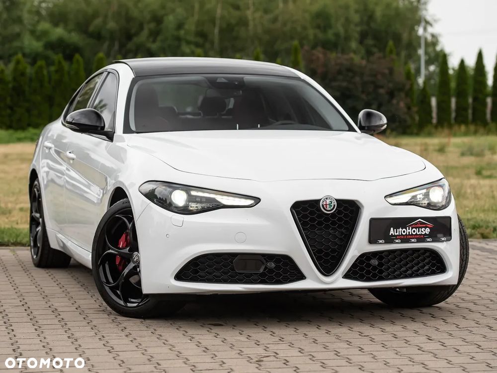 Alfa Romeo Giulia 2.0 Turbo Super - 1