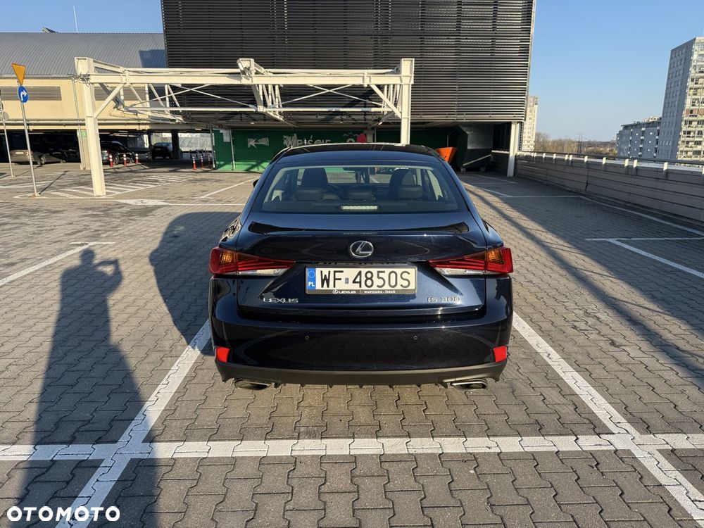 Lexus IS 200t / 300 Elegance - 21