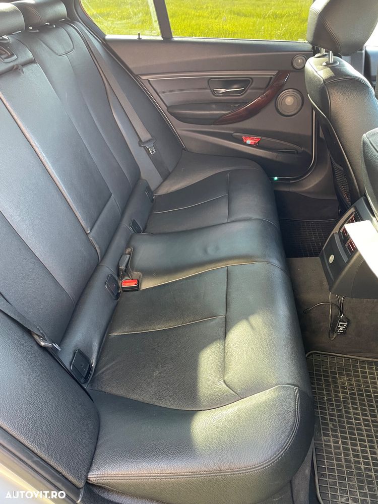 BMW Seria 3 320d Luxury Line - 6