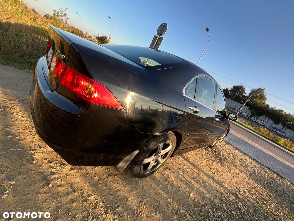 Honda Accord 2.0 Executive - 14