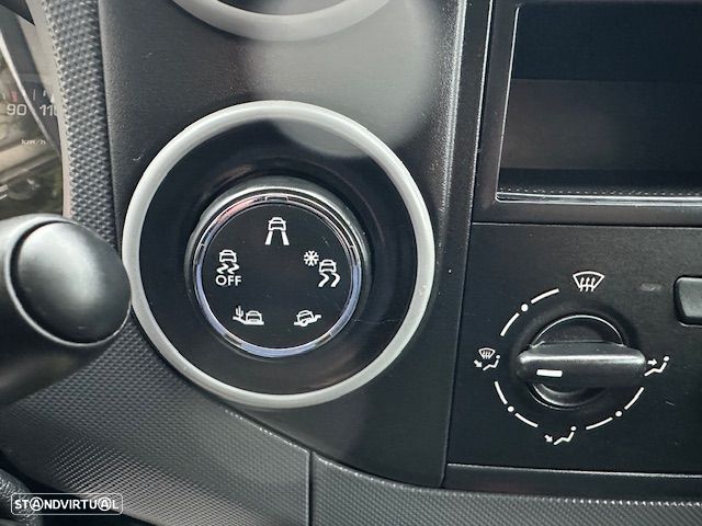 Citroën BERLINGO 3 LUGARES - 11