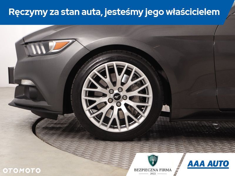 Ford Mustang - 17