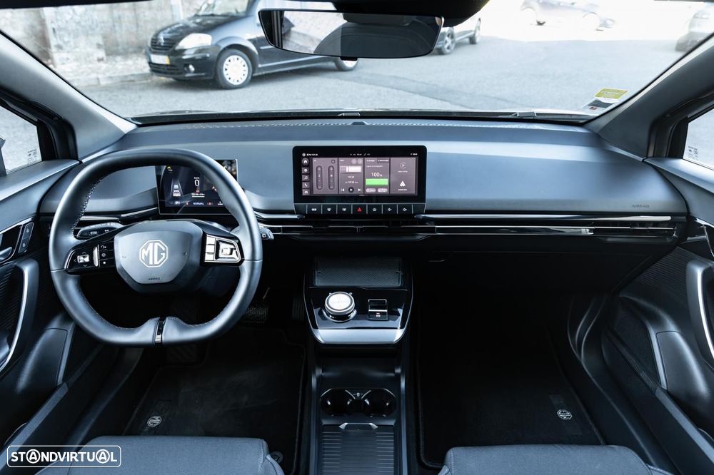 MG MG4 64 kWh Luxury - 15