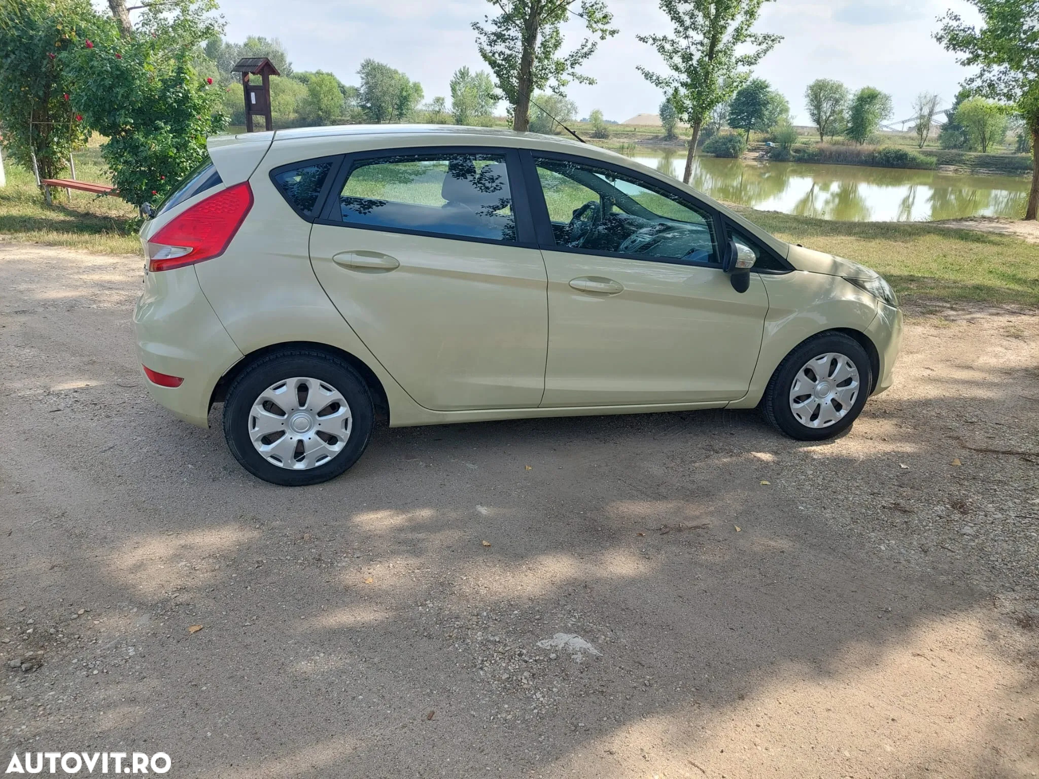 Ford Fiesta 1.25i Trend - 4