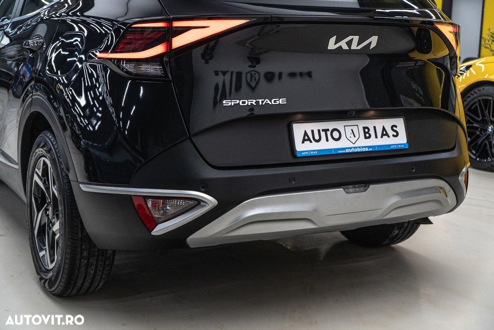 Kia Sportage 1.6 DSL MHEV 7DCT HP 4x2 Business Line - 31