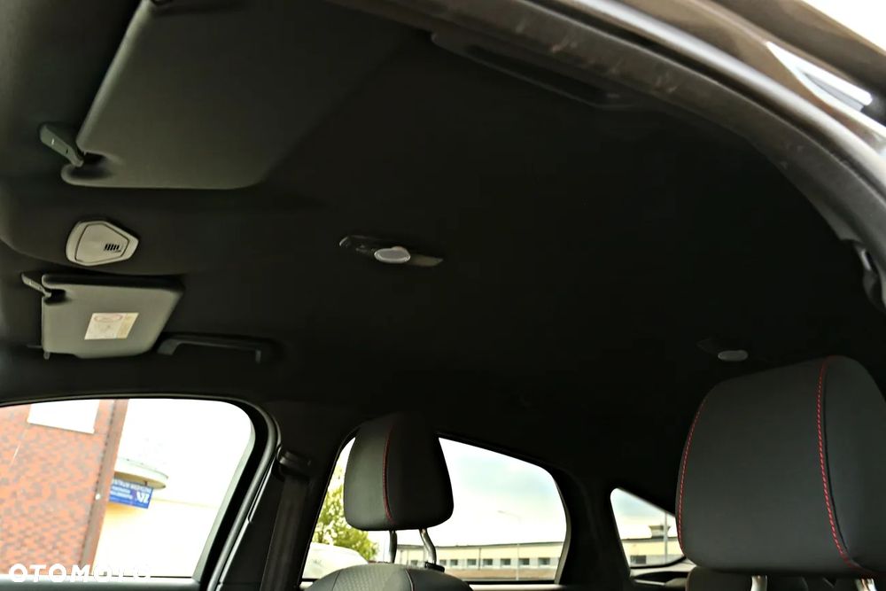 Ford Focus 1.0 EcoBoost Start-Stopp-System ST-LINE X - 30
