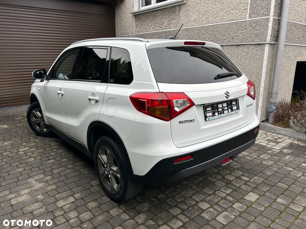 Suzuki Vitara 1.6 DDiS (4x2) Comfort - 4
