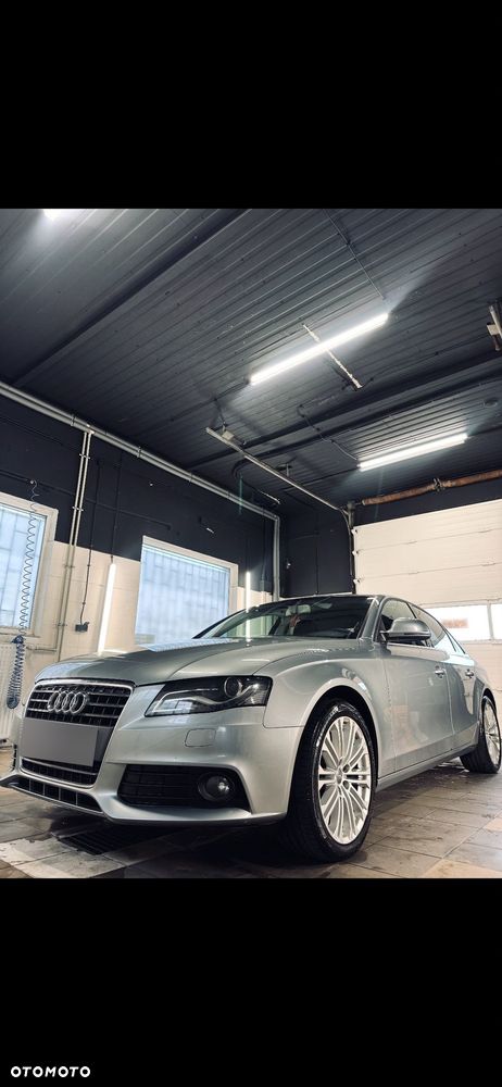 Audi A4 Limousine - 2
