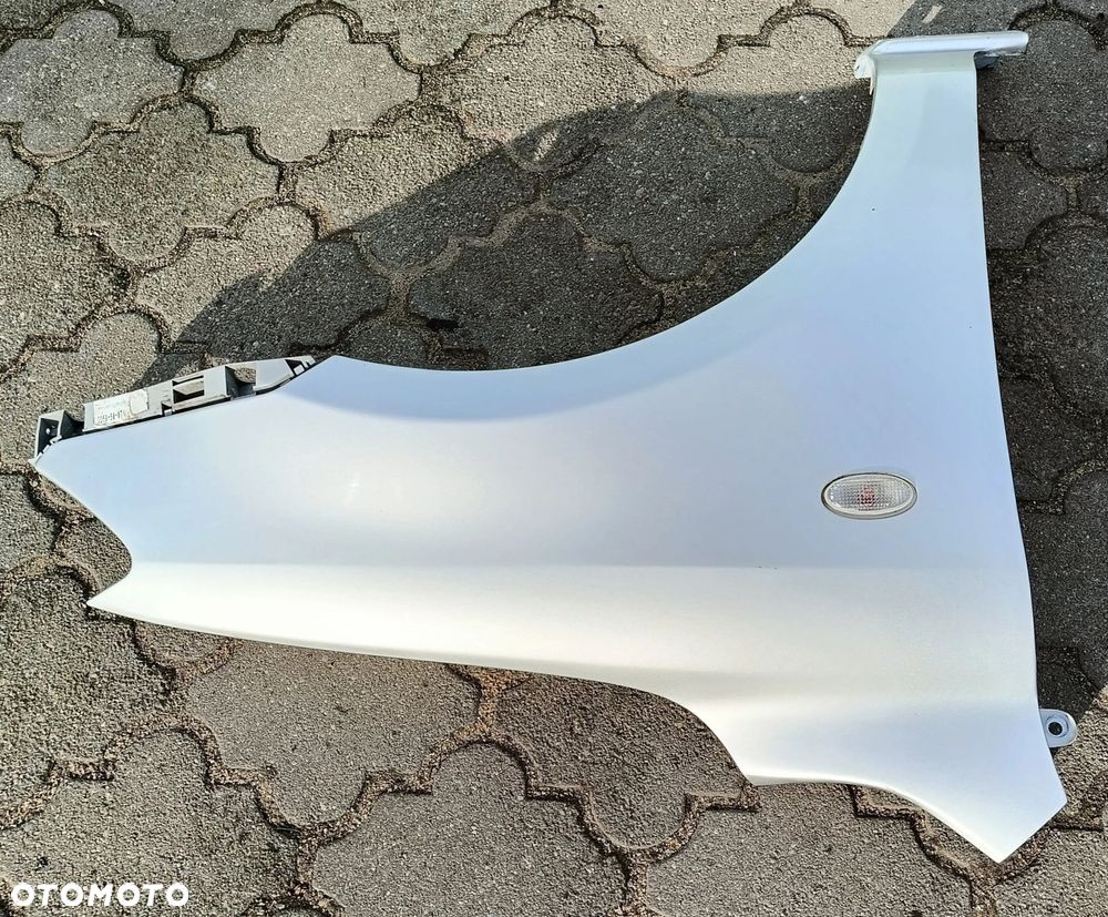 Mazda II 2 błotnik przedni przód PRAWY kolor: 27R i srebrny 2002-07r - 8