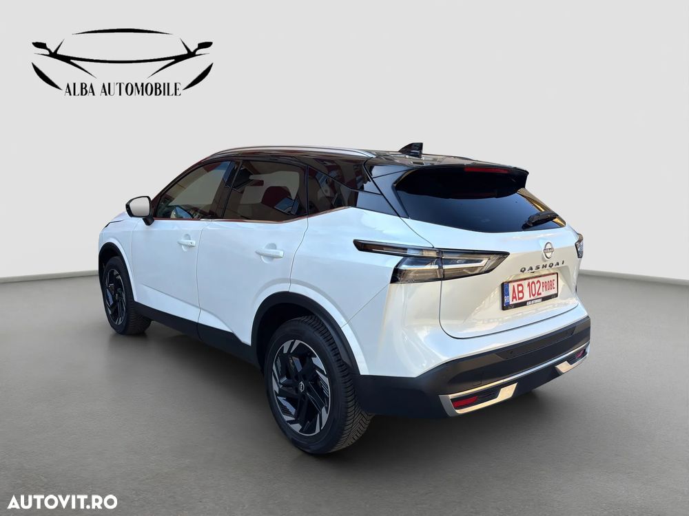 Nissan Qashqai 1.3 DIG-T MHEV Xtronic Premiere Edition - 4