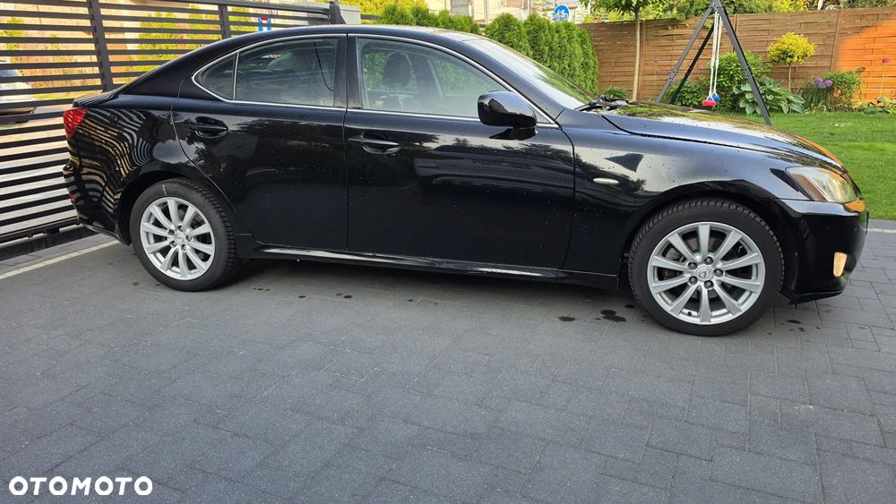 Lexus IS 220 D Prestige - 24