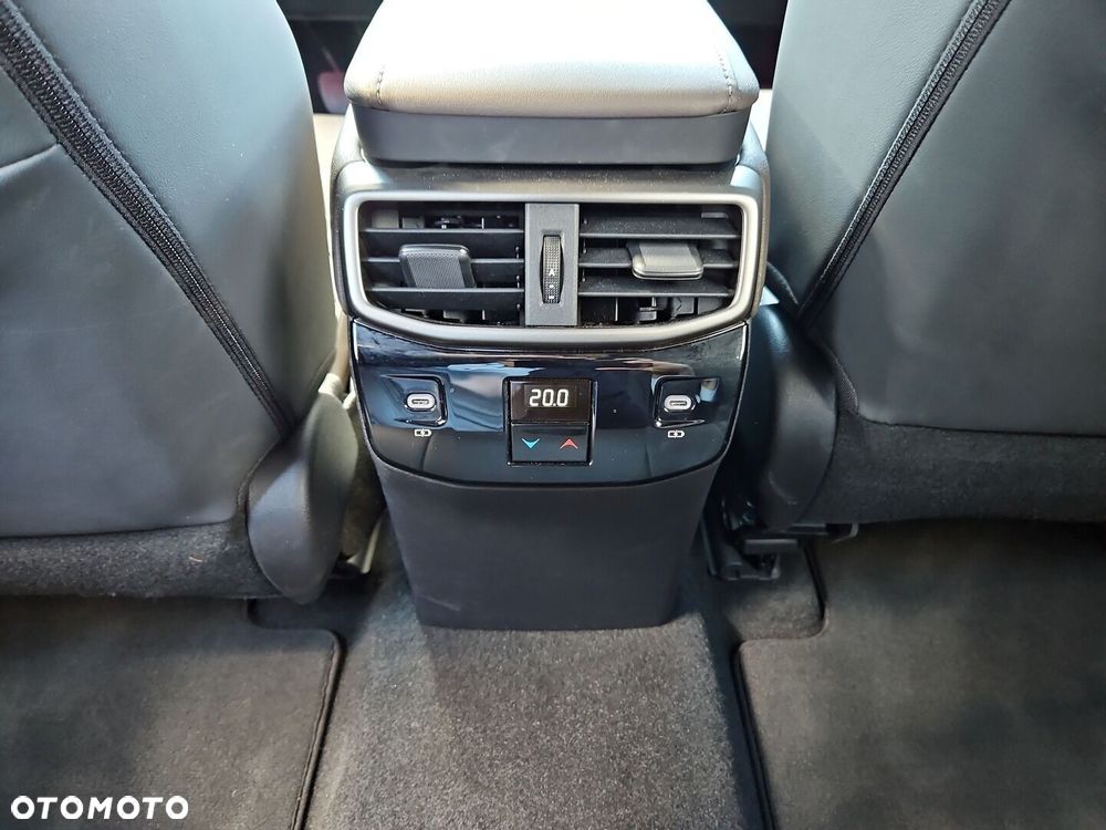 Lexus RX - 22